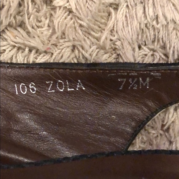 Donald J. Pliner Zola Black Suede Slingback Pumps - Picture 8 of 11